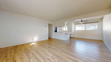 1306 Amethyst St in Redondo Beach, CA - Building Photo - Building Photo