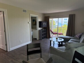 2215 San Marco Rd in Marco Island, FL - Building Photo - Building Photo