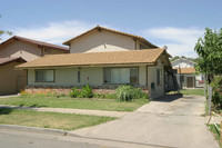 149-163 W 11th St in Merced, CA - Foto de edificio - Building Photo