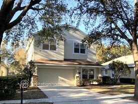 300 Ridgeway Blvd in DeLand, FL - Building Photo