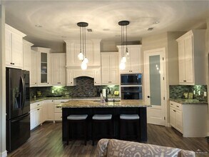 25 Cornell Ave in McAllen, TX - Building Photo - Building Photo