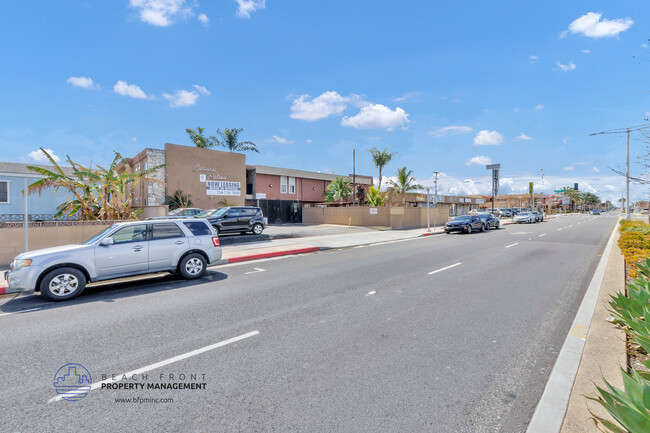 Carson Palms Apartments photo'