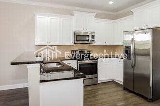 107 SW Properzi Wy in Huntsville, AL - Building Photo - Building Photo