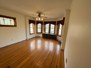 3359 N Laramie Ave in Chicago, IL - Building Photo - Building Photo