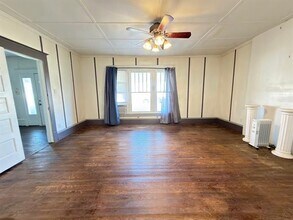 428 W Morgan St in Denison, TX - Building Photo - Building Photo