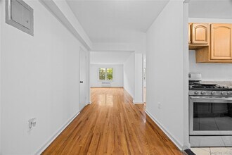 255 Bronx River Rd in Yonkers, NY - Building Photo - Building Photo