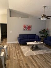 9416 N Del Rio Way in Citrus Springs, FL - Building Photo - Building Photo