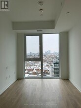 1037 The Queensway in Toronto, ON - Building Photo - Building Photo