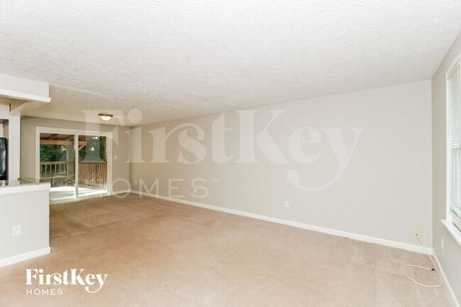 330 Hembree Forest Cir in Roswell, GA - Building Photo - Building Photo