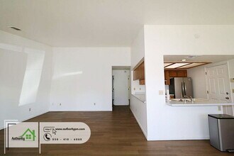 1063 Harpole Rd in Redding, CA - Building Photo - Building Photo