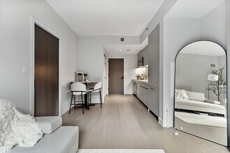 55 Lagrange St in Boston, MA - Building Photo - Building Photo