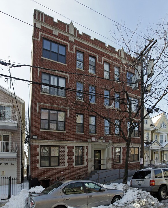 21 Lexington Ave in Jersey City, NJ - Building Photo