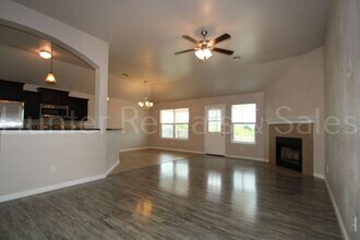 2704 Uvero Alto Dr in Killeen, TX - Building Photo - Building Photo