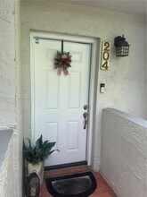 14829 SW 80th St in Miami, FL - Building Photo - Building Photo