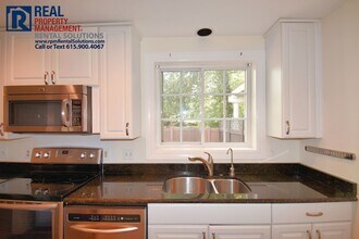 1002 Gale Ln in Nashville, TN - Building Photo - Building Photo