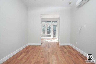 850 Flushing Ave in Brooklyn, NY - Building Photo - Building Photo
