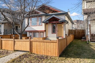 119 Cimarron Grove Crescent in Okotoks, AB - Building Photo - Building Photo