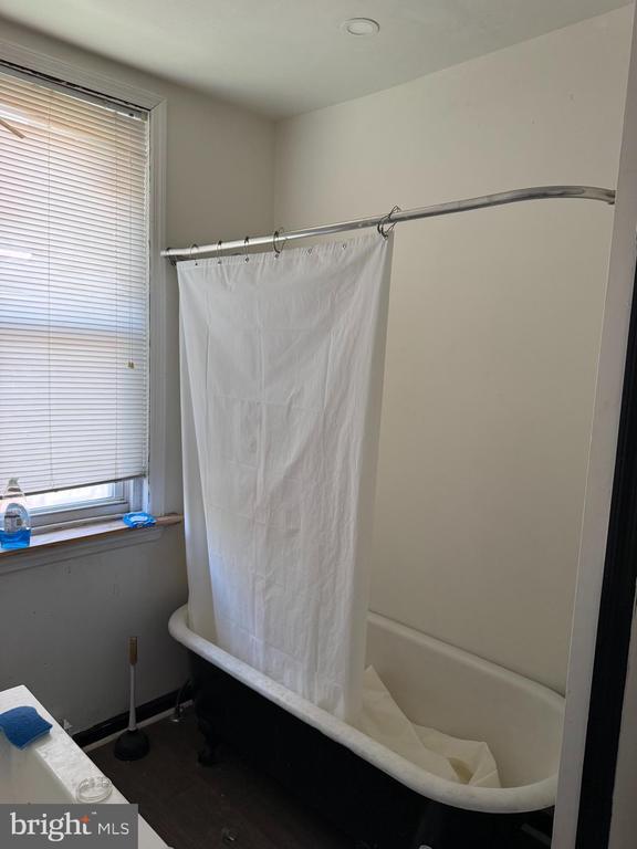 5336 Vine St in Philadelphia, PA - Building Photo - Building Photo