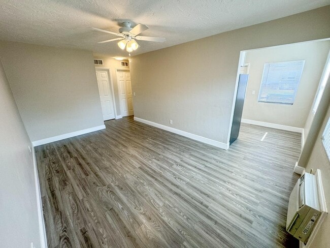 908 14th St in West Palm Beach, FL - Building Photo - Building Photo