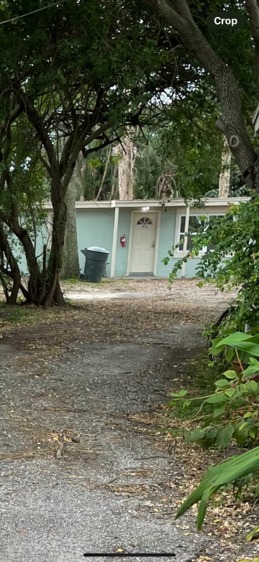 40 Douglas Ave