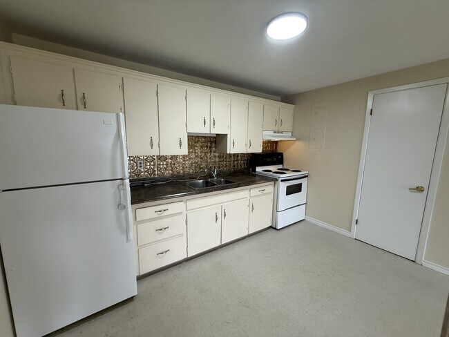 40 Ward St in Moncton, NB - Building Photo - Building Photo