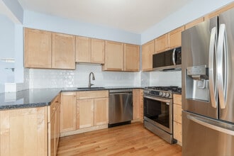 20 Peddlers Dr in Branford, CT - Building Photo - Building Photo