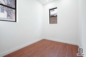 217 S 4th St in Brooklyn, NY - Building Photo - Building Photo