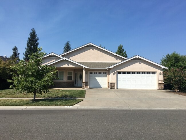 property at 27 Herlax Cir