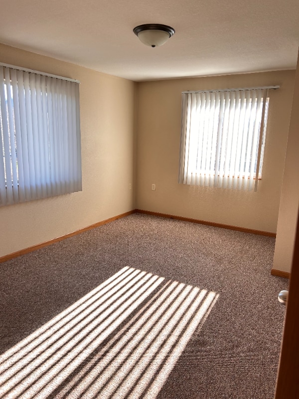 5151 W 6th St, Unit 204 in Goodview, MN - Building Photo - Building Photo