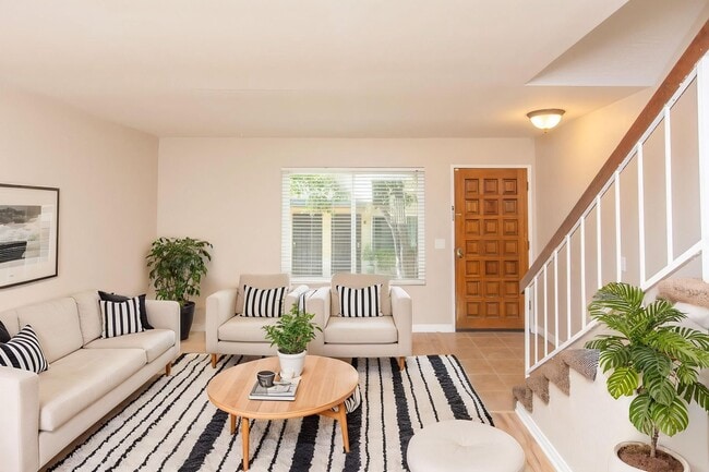 3615 Lemona Ave in San Diego, CA - Foto de edificio - Building Photo