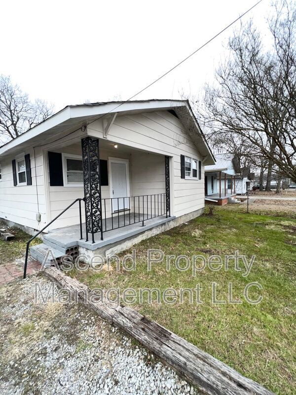 5317 Spriggs St in Chattanooga, TN - Foto de edificio - Building Photo