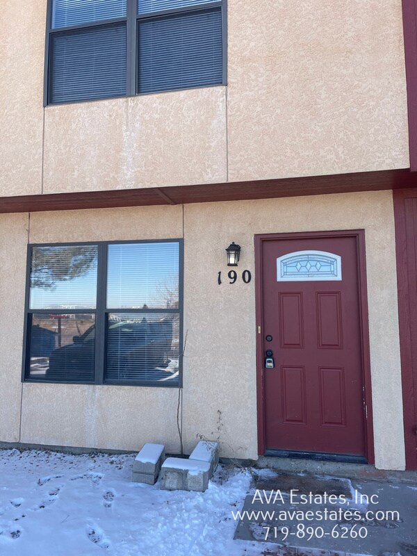 property at 190 E Spaulding Ave
