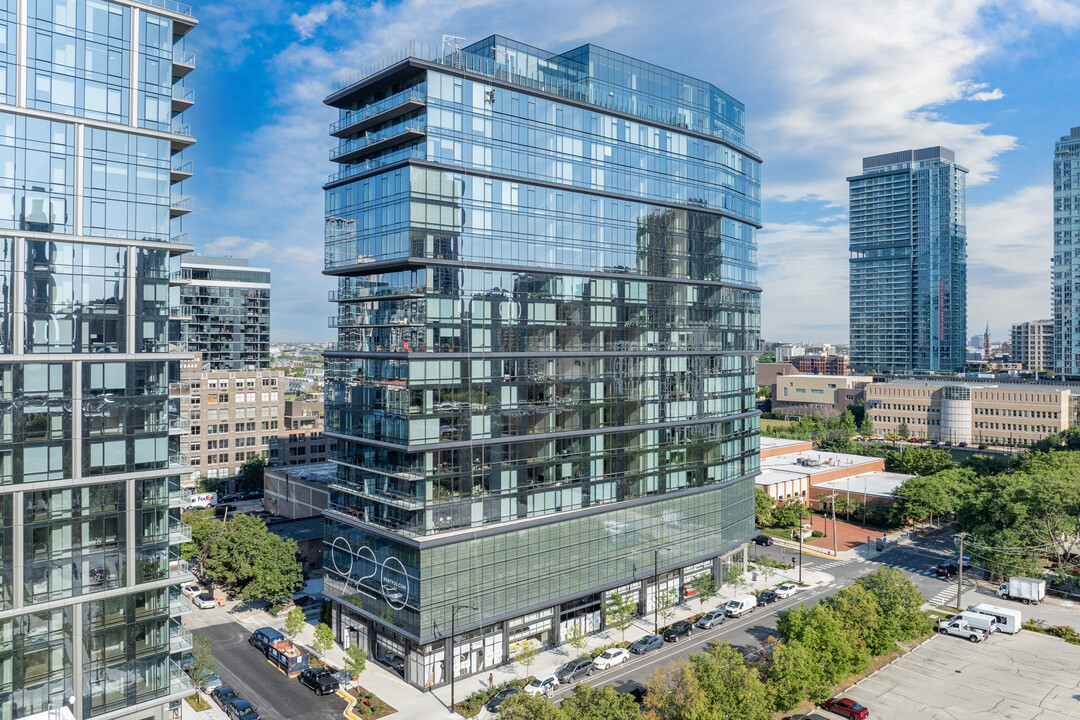 920 N Wells in Chicago, IL - Foto de edificio