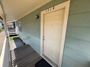 1324 Postoffice St in Galveston, TX - Foto de edificio - Building Photo