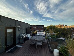 1100 W St NW in Washington, DC - Building Photo - Building Photo