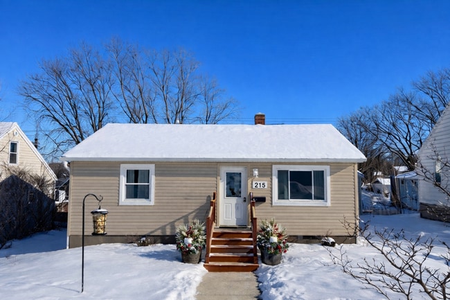 property at 215 N 10th Ave