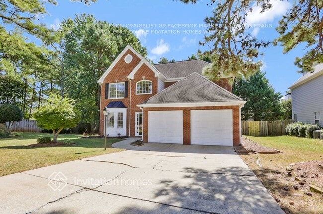 property at 1370 Pinebreeze Ct