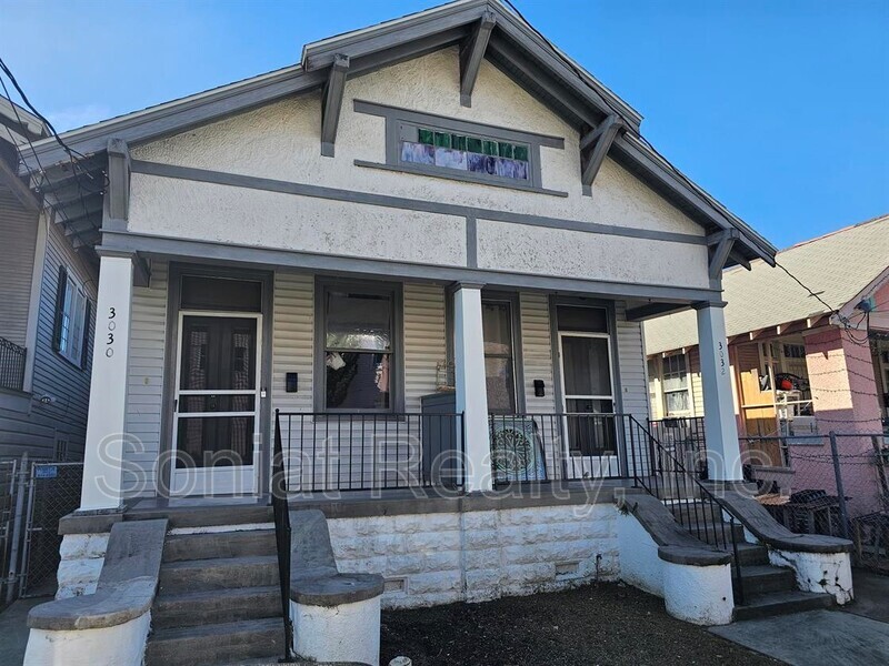 3030 Palmyra St in New Orleans, LA - Building Photo