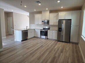 2954 Pulp Ml Ln in Lincoln, CA - Building Photo - Building Photo