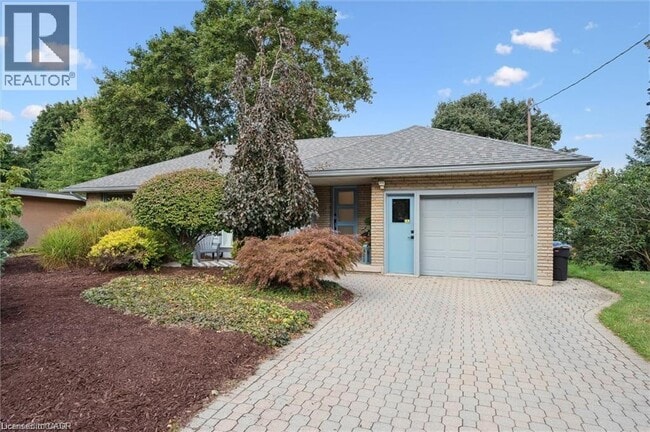 property at 272 Hartwood Pl