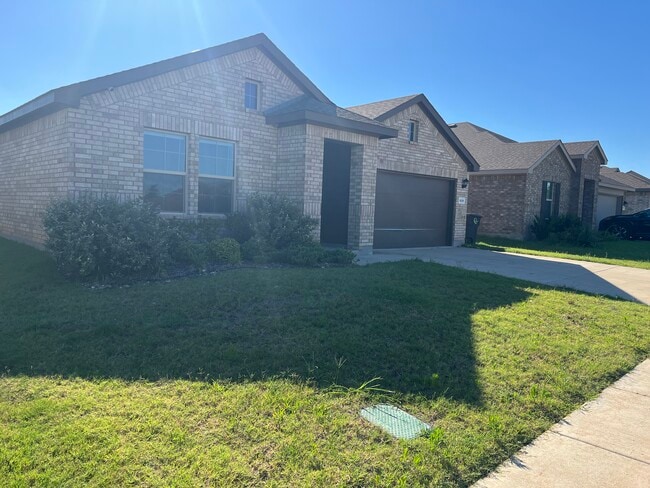 property at 829 Peighton Dr
