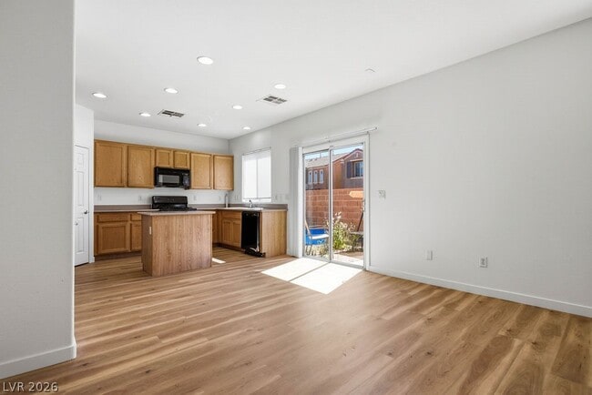 9087 Barren Vista Ct in Las Vegas, NV - Building Photo - Building Photo