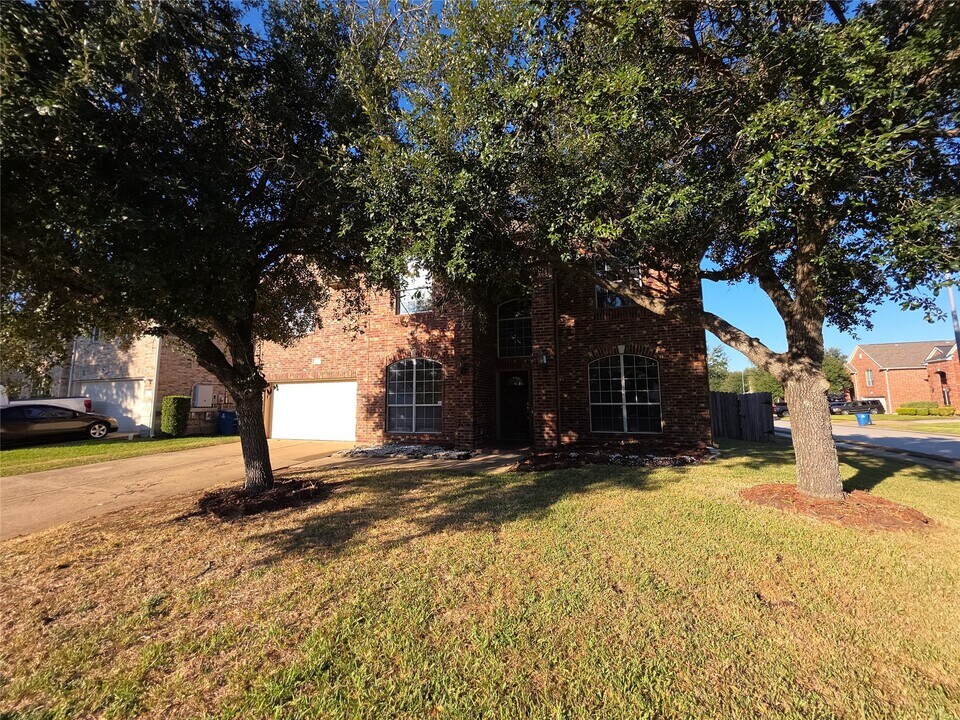 22231 Bridgestone Oak Dr in Spring, TX - Building Photo