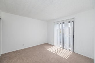 2216-2218 Court St. in Los Angeles, CA - Foto de edificio - Interior Photo