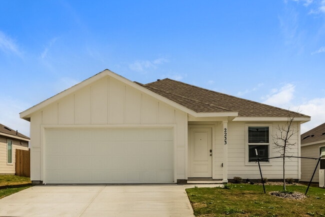 property at 2233 Crested Saguaro St