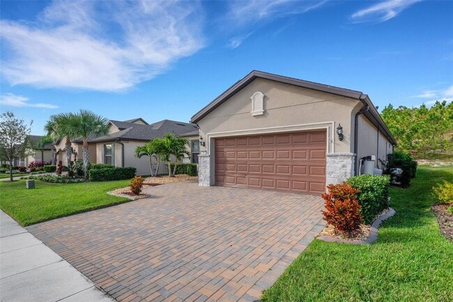 361 Almansa St in Davenport, FL - Building Photo - Building Photo