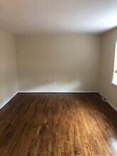 413 N Crestwood Dr in Wilmington, NC - Building Photo - Building Photo