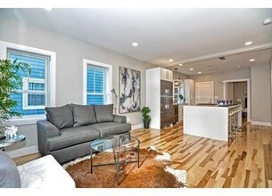 10 Cutter St-Unit -1 in Somerville, MA - Building Photo - Building Photo