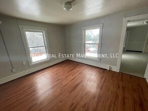 22 Birch St in Bangor, ME - Building Photo - Building Photo
