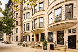 304 W 106th St in New York, NY - Building Photo - Building Photo